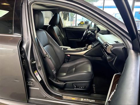 Used 2015 Lexus IS 250 w/ Navigation System Package RWD image 10