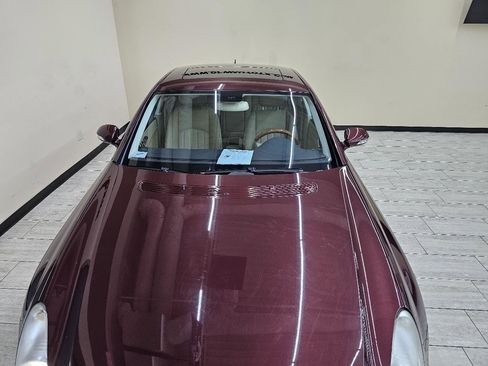 Used 2006 Mercedes-Benz CLS 500 w/ Premium Pkg image 4