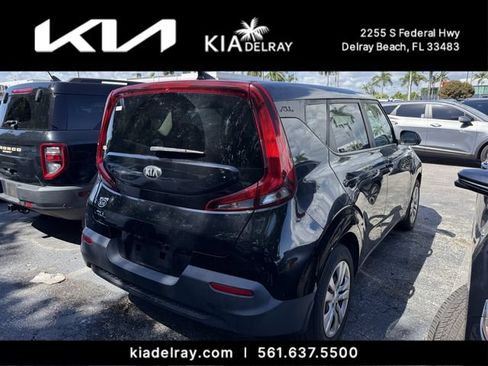 Used 2020 Kia Soul LX FWD image 7