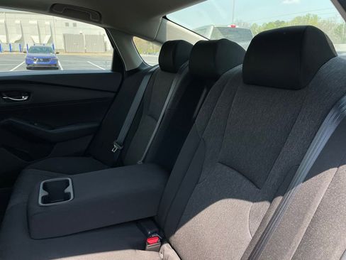 Used 2025 Honda Accord SE image 40