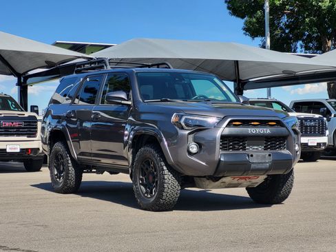 Used 2020 Toyota 4Runner TRD Pro AWD/4WD image 3