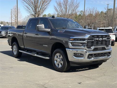 Used 2025 RAM 2500 Big Horn image 7