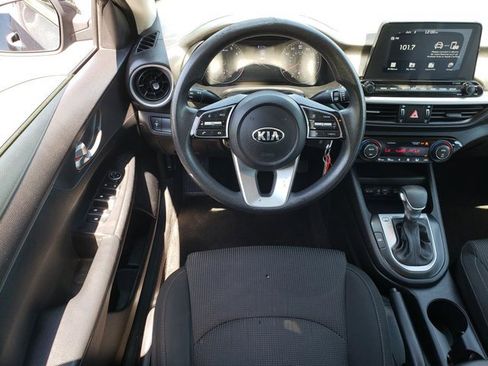 Used 2019 Kia Forte LXS FWD image 12