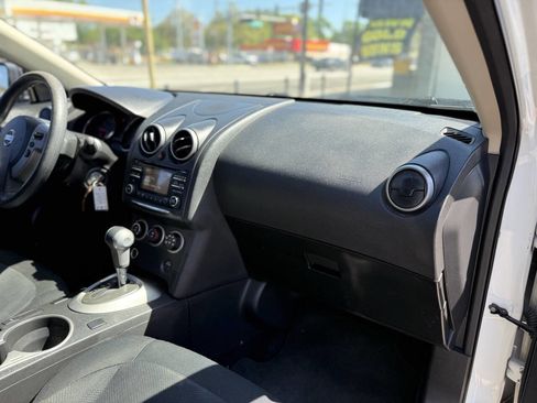 Used 2015 Nissan Rogue S w/ Convenience Package image 25