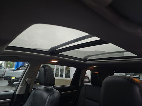 Used 2018 Toyota Highlander Limited Platinum image 12