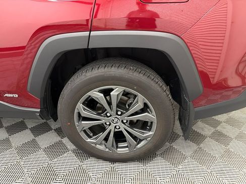 Used 2024 Toyota RAV4 Limited w/ Advanced Technology Package AWD/4WD image 22