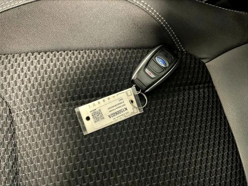 Used 2023 Subaru Forester Premium image 30