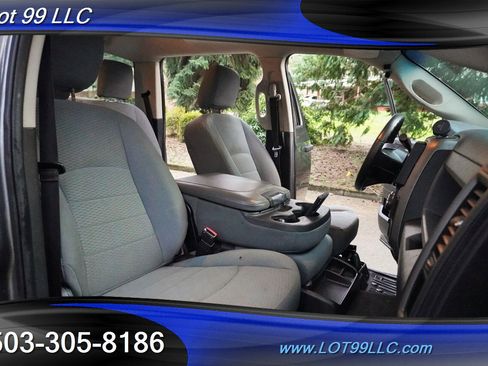 Used 2013 RAM 2500 Tradesman w/ Chrome Appearance Group image 18