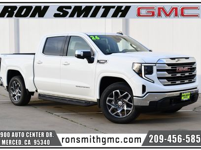 New 2026 GMC Sierra 1500 SLE w/ Preferred Package