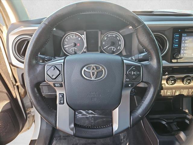 Used 2017 Toyota Tacoma SR5 w/ Tow Package RWD image 13