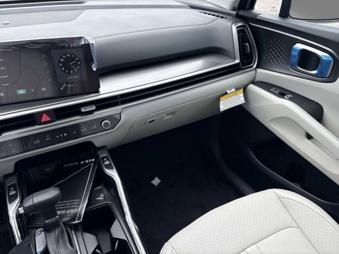 New 2026 Kia Sorento S FWD image 11