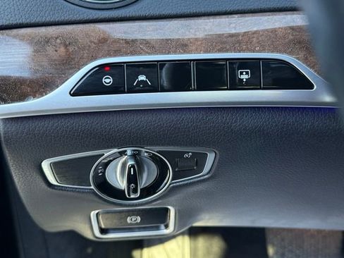 Used 2018 Mercedes-Benz S 560 4MATIC Sedan image 51