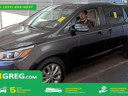 Used 2020 Kia Sedona LX image 1