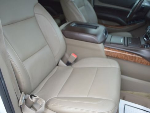 Used 2015 Chevrolet Suburban LTZ AWD/4WD image 26