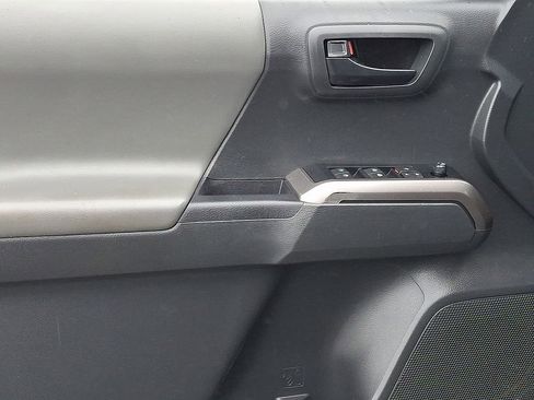 Used 2023 Toyota Tacoma SR5 w/ SX Package image 13