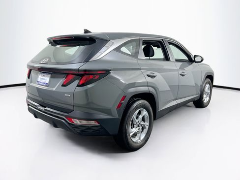 Used 2024 Hyundai Tucson SE AWD/4WD image 5