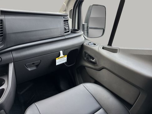 New 2025 Ford Transit 250 148 Medium Roof Extended AWD image 15