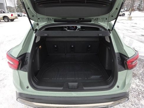 New 2026 Chevrolet Trax ACTIV w/ Driver Confidence Package image 97