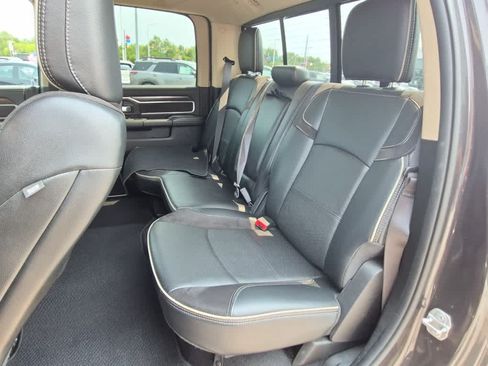 Used 2022 RAM 3500 Laramie AWD/4WD image 7