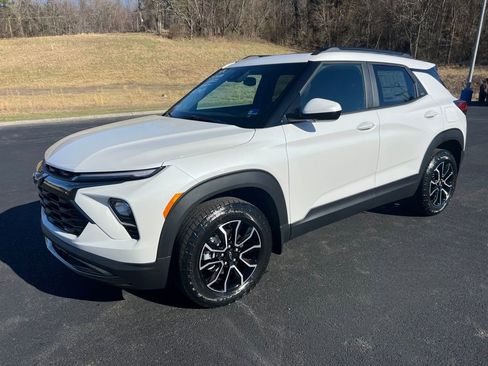 New 2026 Chevrolet TrailBlazer ACTIV w/ Convenience Package image 3