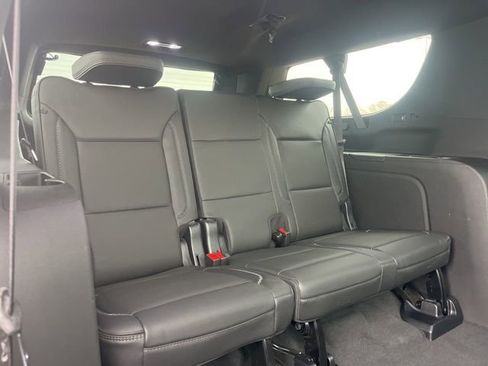 Used 2023 GMC Yukon XL Denali image 53