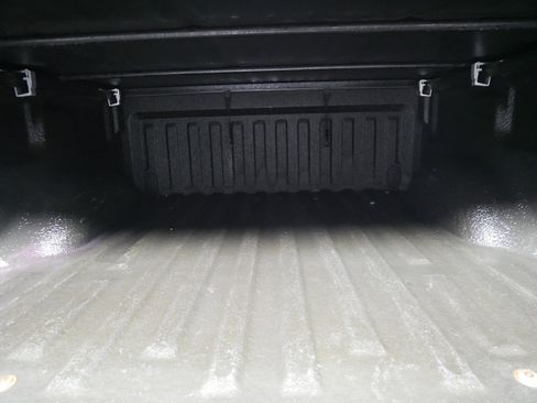 Used 2011 Ford F150 Raptor w/ Graphics Pkg image 18