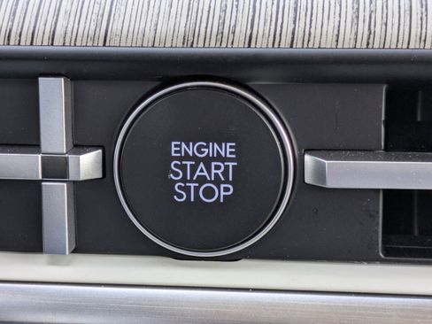 Used 2025 Hyundai Santa Fe Calligraphy image 31