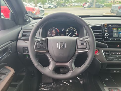 New 2026 Honda Ridgeline RTL image 16