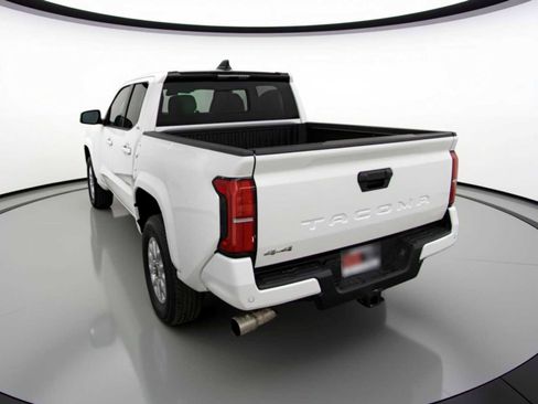 Certified 2025 Toyota Tacoma SR5 image 6