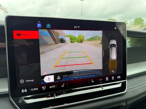 New 2026 Volkswagen Tiguan SE R-Line image 13