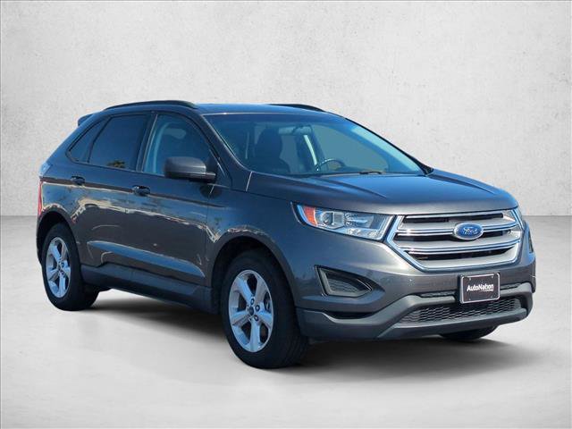 Used 2017 Ford Edge SE FWD image 3