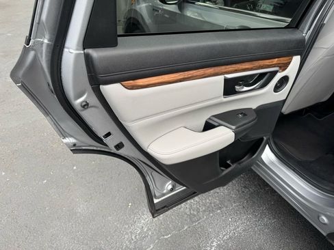 Used 2021 Honda CR-V Touring image 7