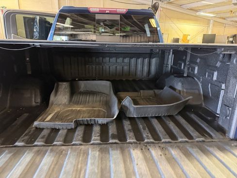Used 2019 GMC Sierra 1500 Denali w/ Denali Ultimate Package AWD/4WD image 18
