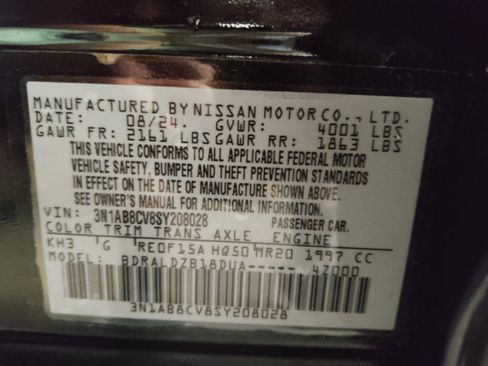 Used 2025 Nissan Sentra SV FWD image 33