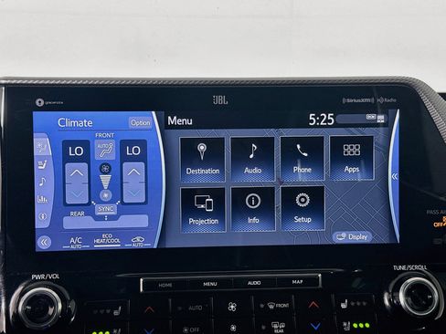 Used 2021 Toyota Highlander Platinum FWD image 21