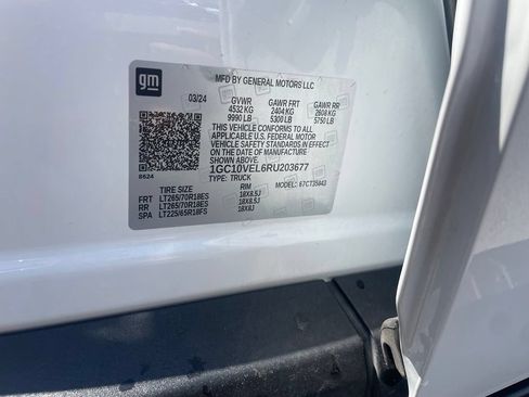 Used 2024 Chevrolet Silverado EV W/T AWD/4WD image 30