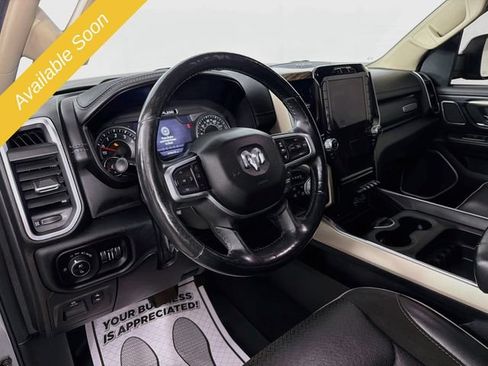 Used 2019 RAM 1500 Laramie AWD/4WD image 9