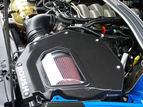 Used 2019 Ford Mustang GT Premium w/ GT Performance Package RWD image 24