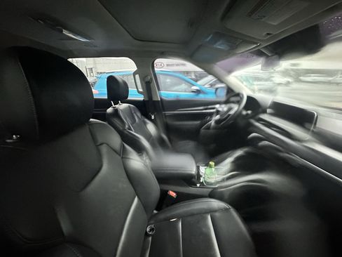 Used 2020 Kia Telluride S w/ S 8 Passenger Seating Package image 9