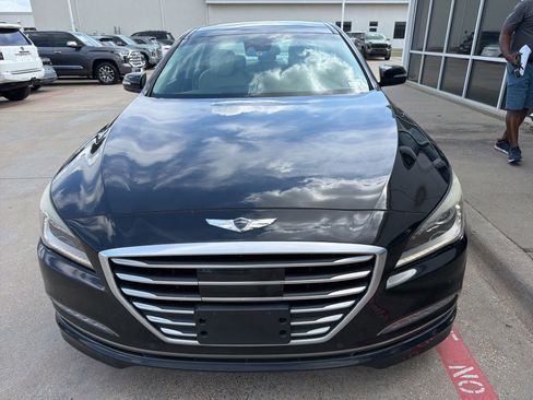 Used 2017 Genesis G80 5.0 Ultimate RWD image 3