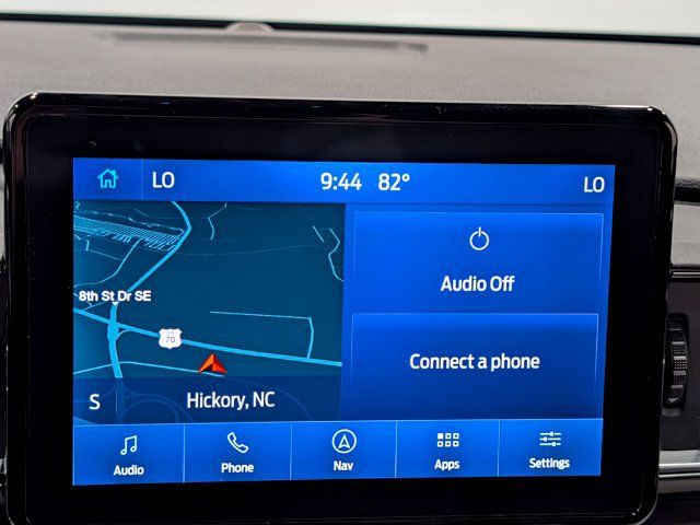 Used 2023 Ford Explorer XLT w/ Equipment Group 202A AWD/4WD image 19
