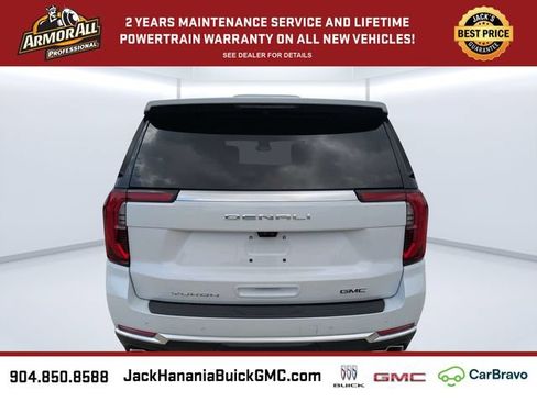 New 2026 GMC Yukon Denali w/ Denali Reserve Package AWD/4WD image 4