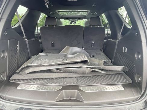 Used 2023 Chevrolet Tahoe RST AWD/4WD image 9