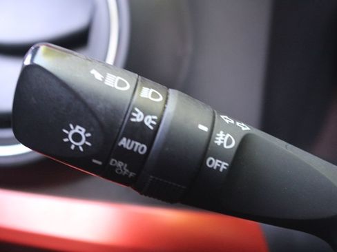 Used 2019 Toyota Tacoma TRD Off-Road AWD/4WD image 26