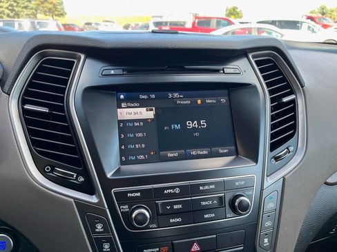 Used 2018 Hyundai Santa Fe SE w/ SE Premium Package 02 image 29