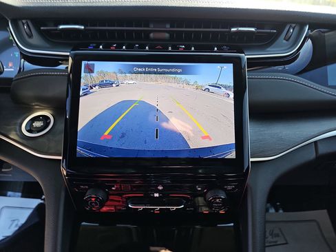 Used 2023 Jeep Grand Cherokee 4WD 4xe image 24