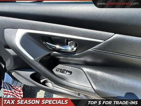 Used 2017 Nissan Altima 2.5 SR FWD image 38