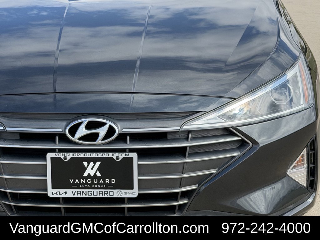 Used 2020 Hyundai Elantra SE FWD image 4