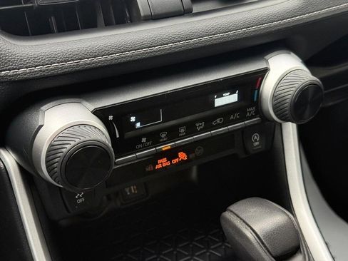 Used 2024 Toyota RAV4 LE image 28
