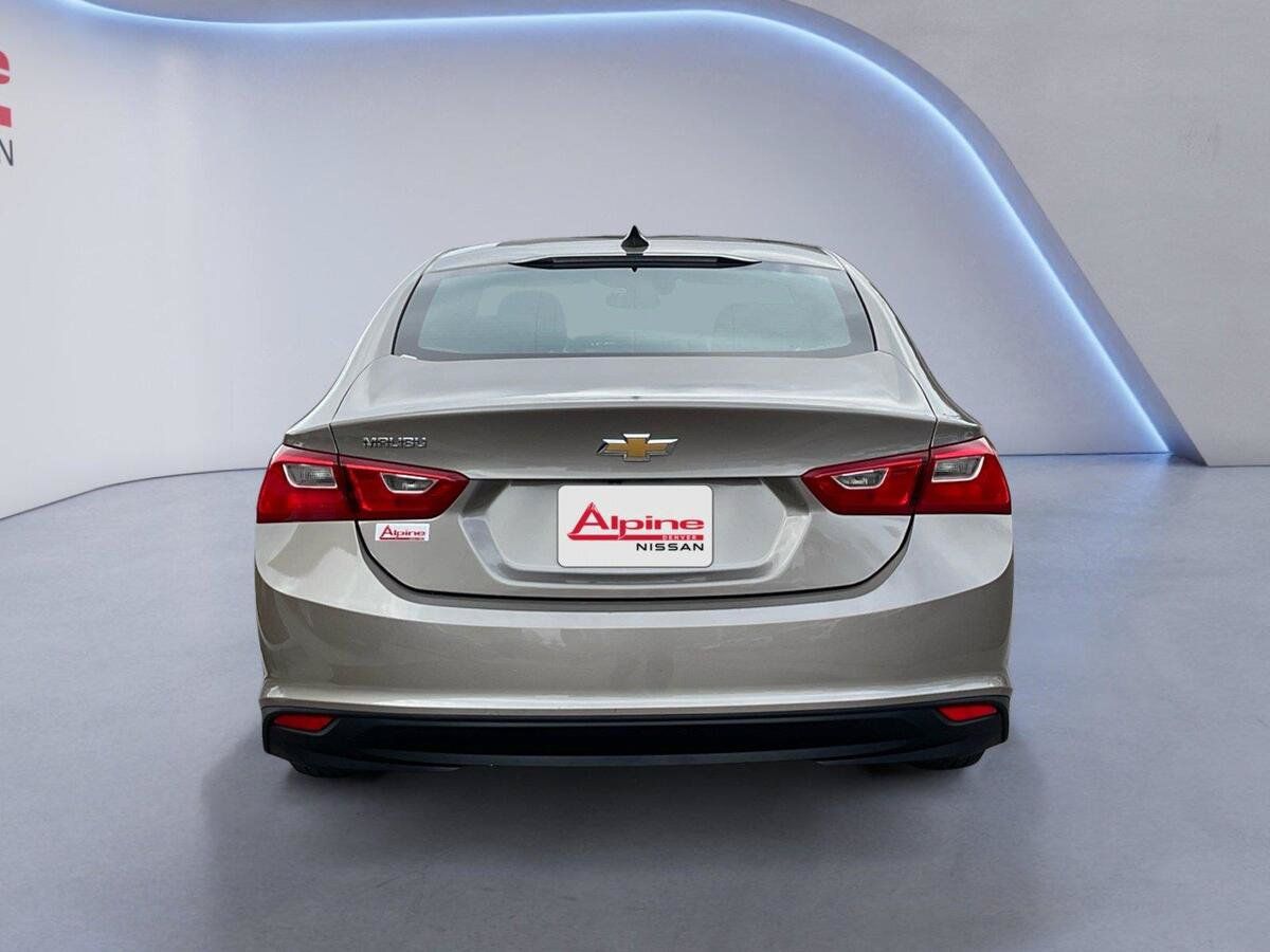 Used 2024 Chevrolet Malibu LS FWD image 4